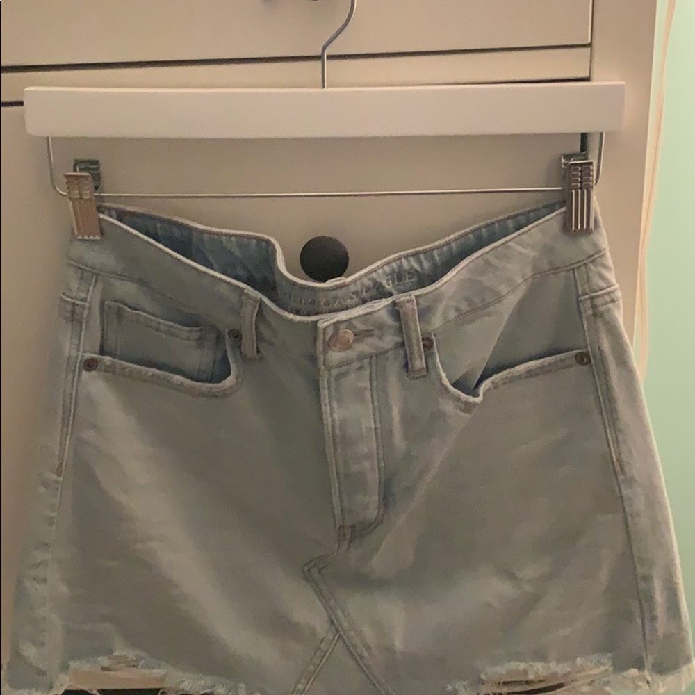 American Eagle Light Wash Denim Skirt